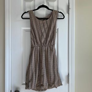 Brown sleeveless dress with bubble hem (small)